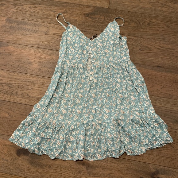 NWT Zaful Sundress (never worn) size medium - Picture 2 of 6